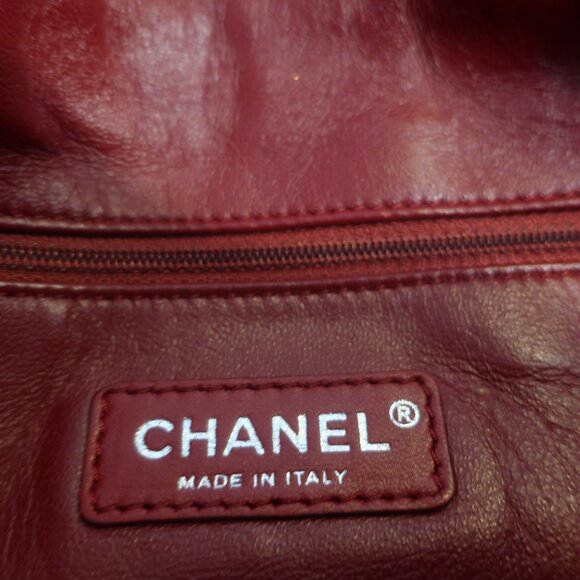 Authentic Chanel Black Interlock CC Patent Leather Bonbons Shopper Tote Handbag - Picture 12 of 16